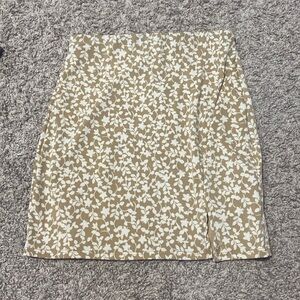 NWT Windsor Skirt with Slit XS